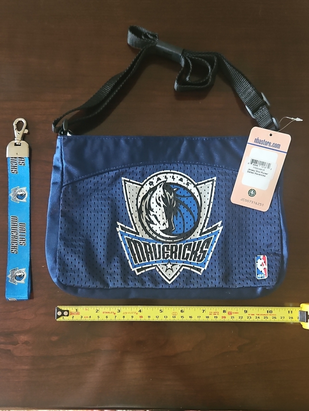 NBA Dallas Mavericks Blue Crossbody Bag & Wristlet Keychain with Team Logo